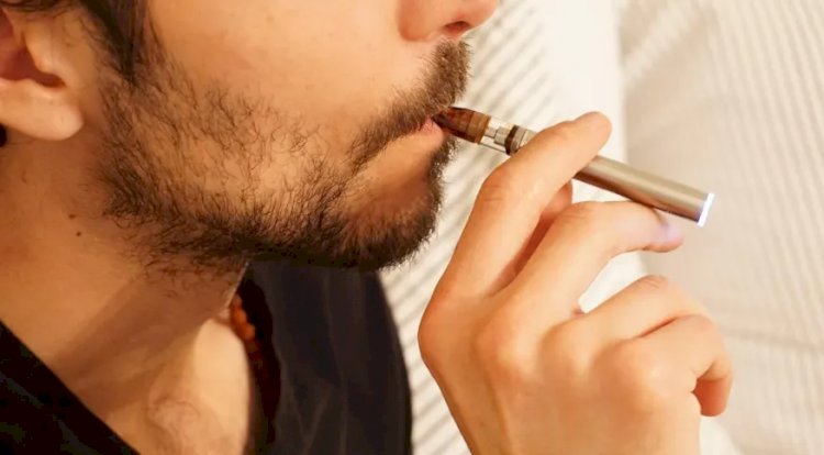 Sem regulamentação, risco de cigarros eletrônicos é incalculável, diz especialista