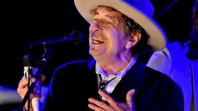Bob Dylan proíbe celulares em seus shows no Reino Unido...