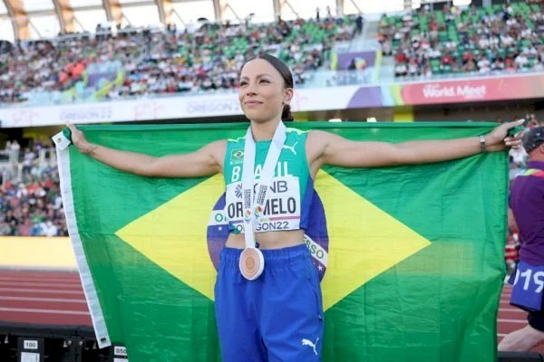 Geral  Mundial de Atletismo: Letícia Melo é bronze e Thiago Braz fica em 4º