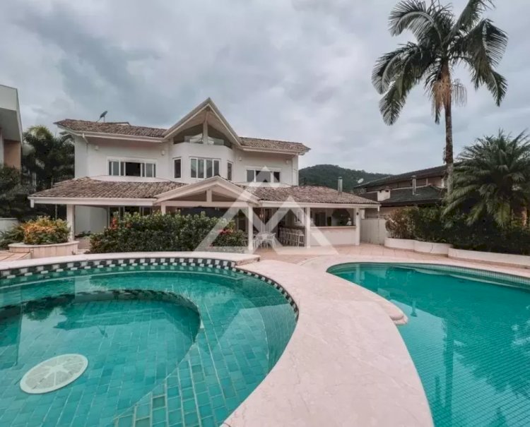 Casa em que Hebe passava férias no Litoral de SP é colocada à venda por R$ 18 milhões