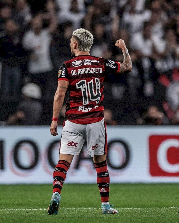 100 vezes Arrascaeta: números por Flamengo e Cruzeiro consagram um dos grandes gringos no Brasil