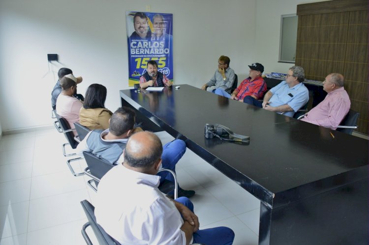 Carlos Bernardo reúne-se com jornalistas em Dourados