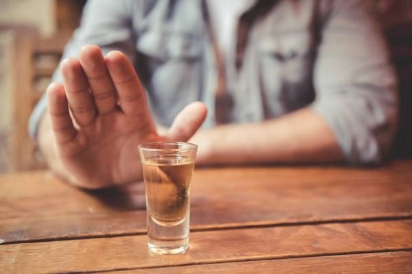 Saiba como o consumo de álcool pode causar diferentes tipos de câncer