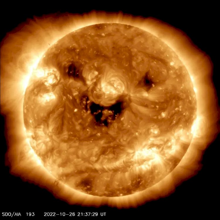 Nasa faz imagem do sol 'sorrindo'; veja a foto