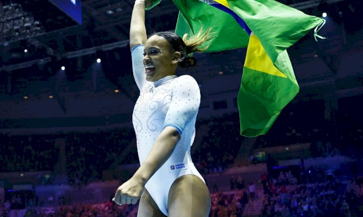Rebeca Andrade conquista o ouro no individual geral