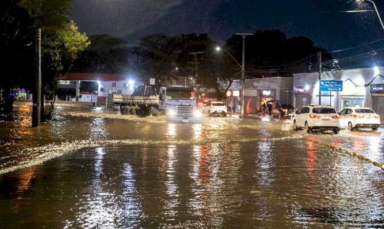 Eco pelo Clima faz protesto e acusa governo gaúcho de descaso