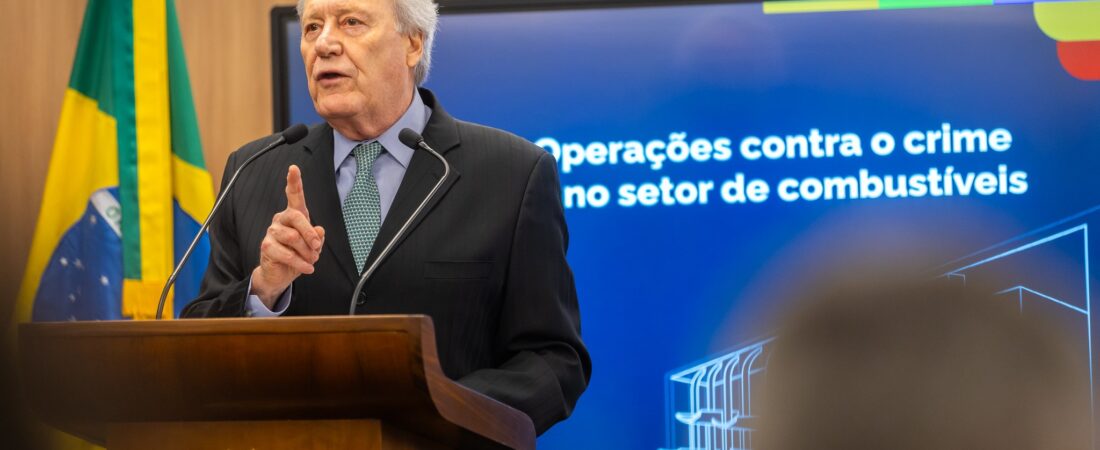 Operação mira esquema bilionário de lavagem de dinheiro no setor de combustíveis