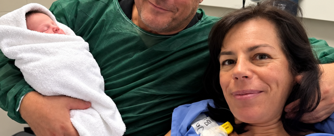 Mulher dá à luz aos 54 anos na Grécia com embrião congelado há mais de duas décadas