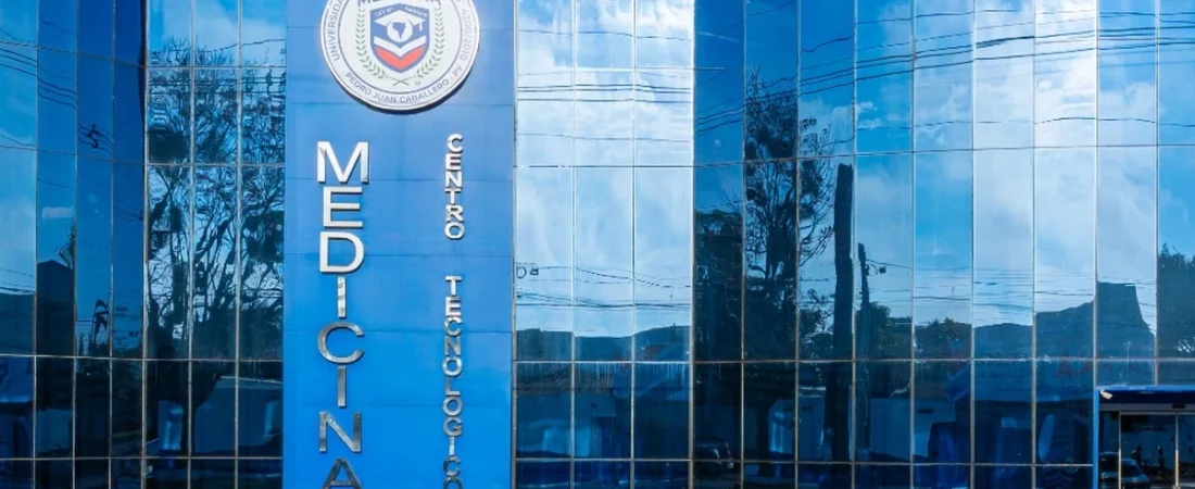 Medicina no Paraguai: saiba tudo sobre matrícula, custos e processo; fale com a gente