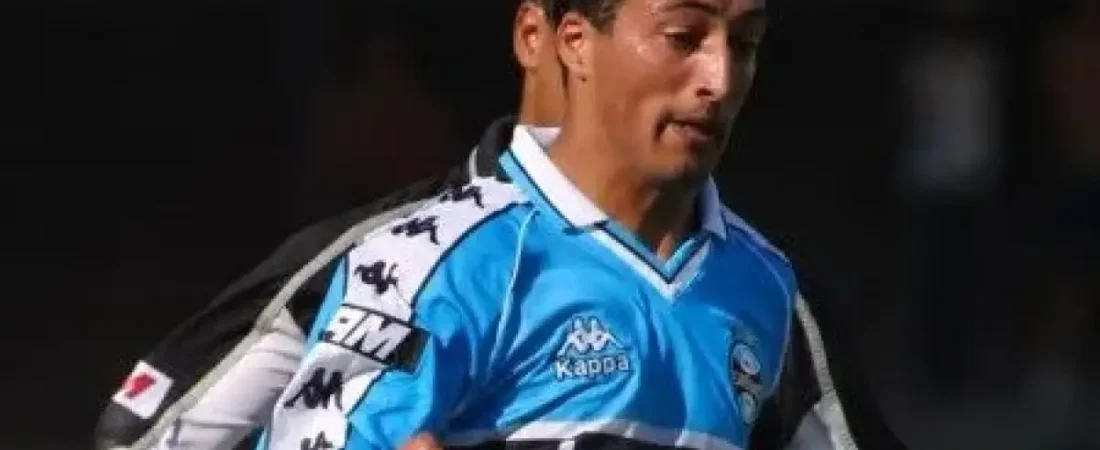 Luto no futebol: Émerson Leal, campeão pelo Grêmio, morre aos 46 anos após sofrer infarto durante partida